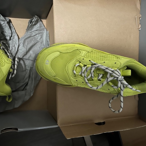 Balenciaga Triple s - Picture 4 of 4